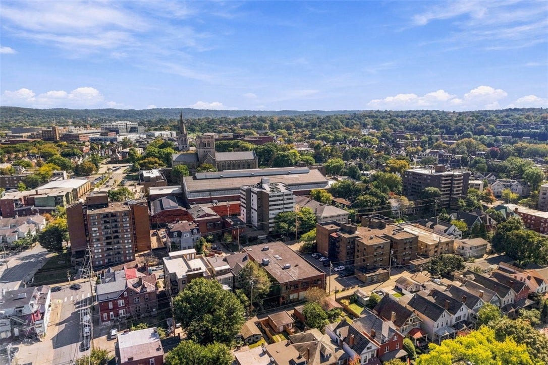 333 S Highland, #701, Pittsburgh, PA 15206 333 S Highland, #701, Pittsburgh, PA 15206