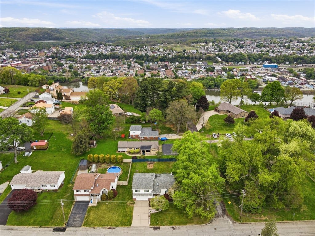 2757 Edith Street, Lower Burrell, PA 15068 2757 Edith Street, Lower Burrell, PA 15068