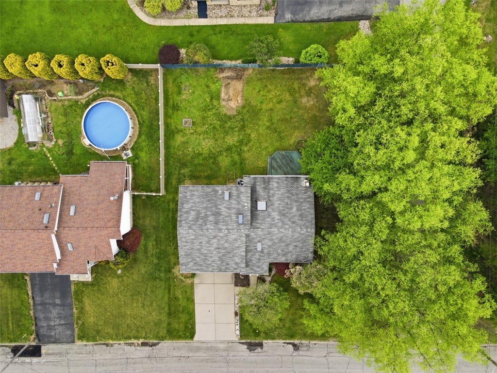 2757 Edith Street, Lower Burrell, PA 15068 2757 Edith Street, Lower Burrell, PA 15068