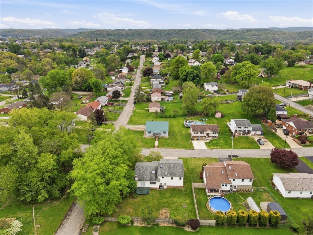 2757 Edith Street, Lower Burrell, PA 15068 2757 Edith Street, Lower Burrell, PA 15068