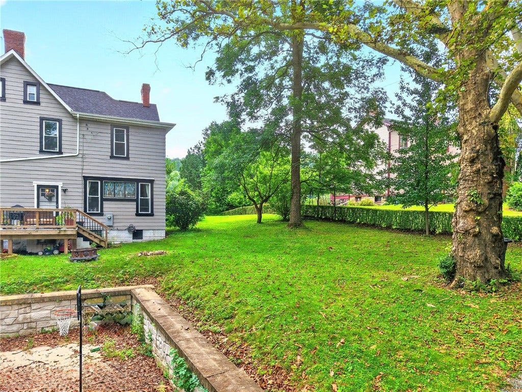 4004 Noblestown Rd, Oakdale, PA 15071 4004 Noblestown Rd, Oakdale, PA 15071