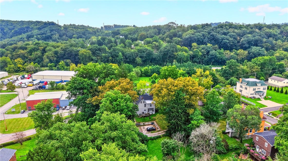 4004 Noblestown Rd, Oakdale, PA 15071 4004 Noblestown Rd, Oakdale, PA 15071