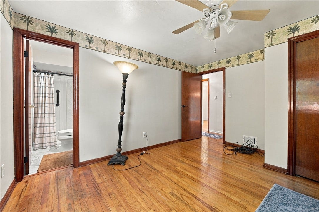 72 Woody Crest Dr, Pittsburgh, PA 15234 72 Woody Crest Dr, Pittsburgh, PA 15234