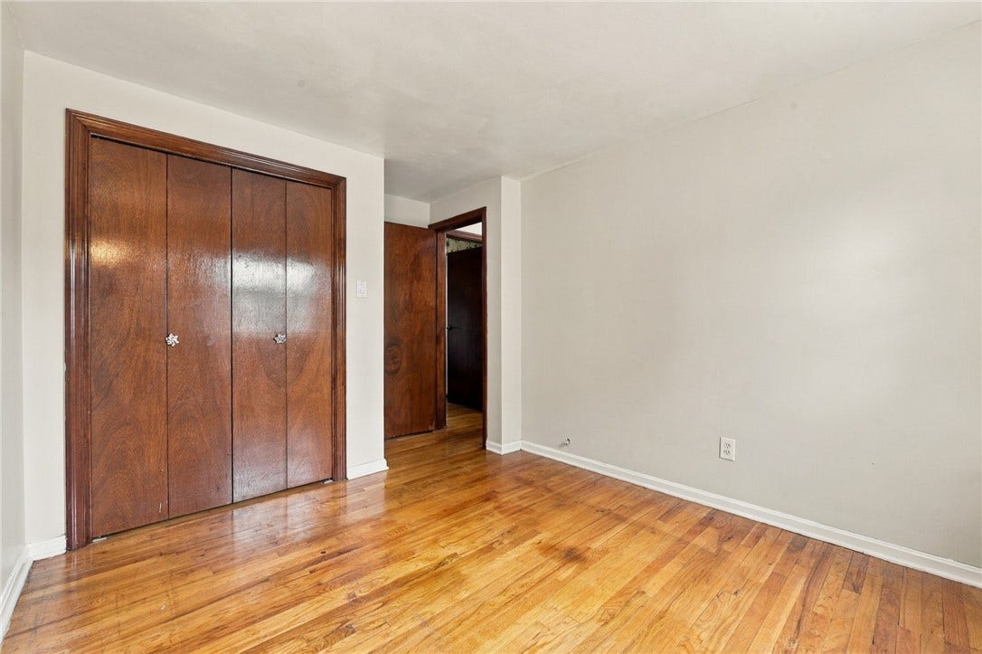 72 Woody Crest Dr, Pittsburgh, PA 15234 72 Woody Crest Dr, Pittsburgh, PA 15234