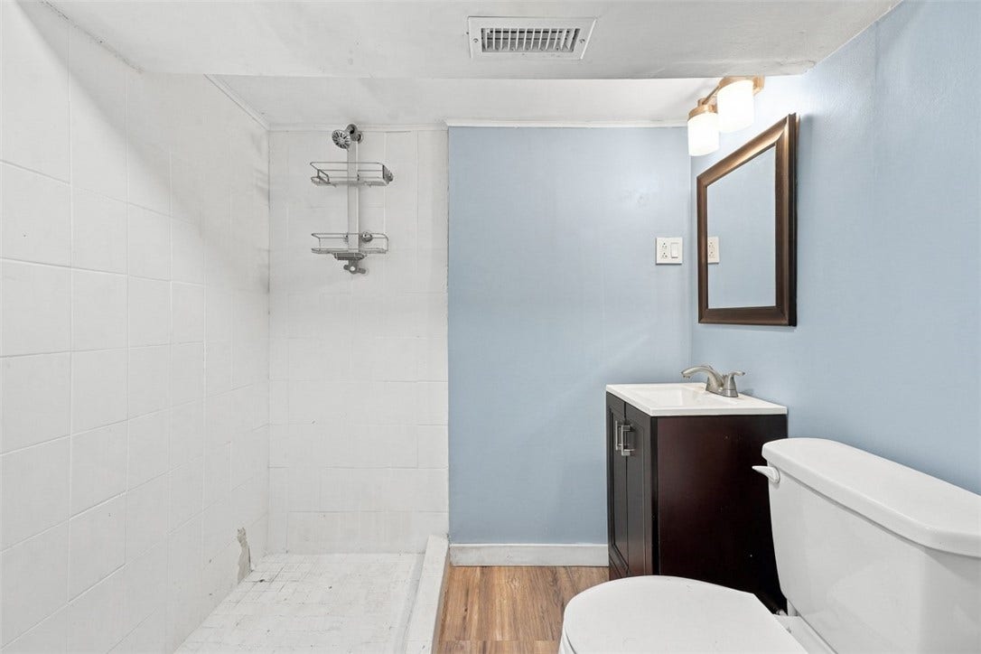 803 Lincoln Ave, Pittsburgh, PA 15215 full bathroom - lower level