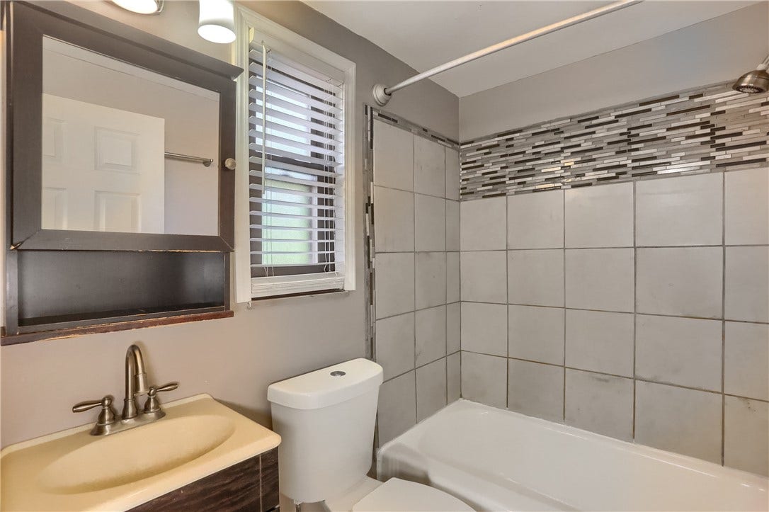 4320 Coleridge St, Pittsburgh, PA 15201 4320 Coleridge St, Pittsburgh, PA 15201