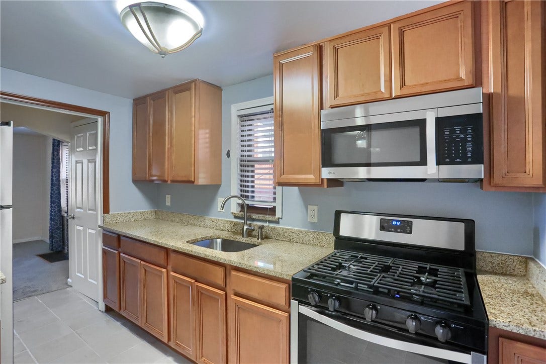 4320 Coleridge St, Pittsburgh, PA 15201 4320 Coleridge St, Pittsburgh, PA 15201