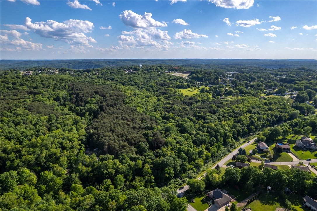 3276 Brodhead Road, Aliquippa, PA 15001
