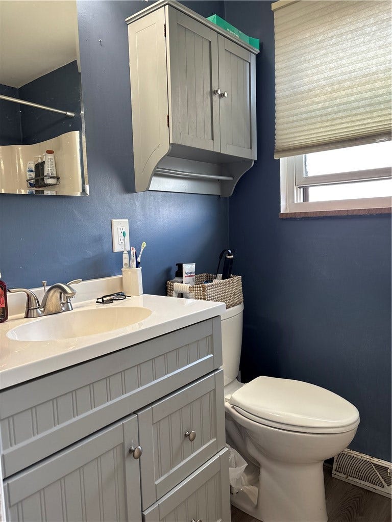 69 Universal Street, Bridgeville, PA 15017 69 Universal Street, Bridgeville, PA 15017