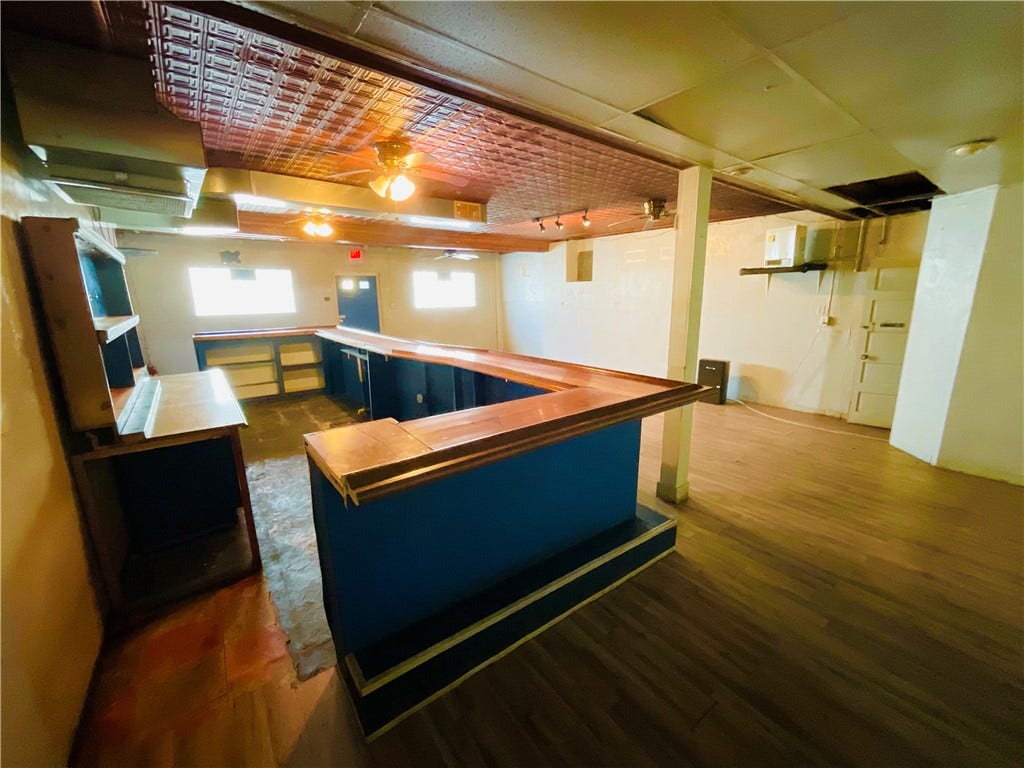158 N Water St, West Newton, PA 15089