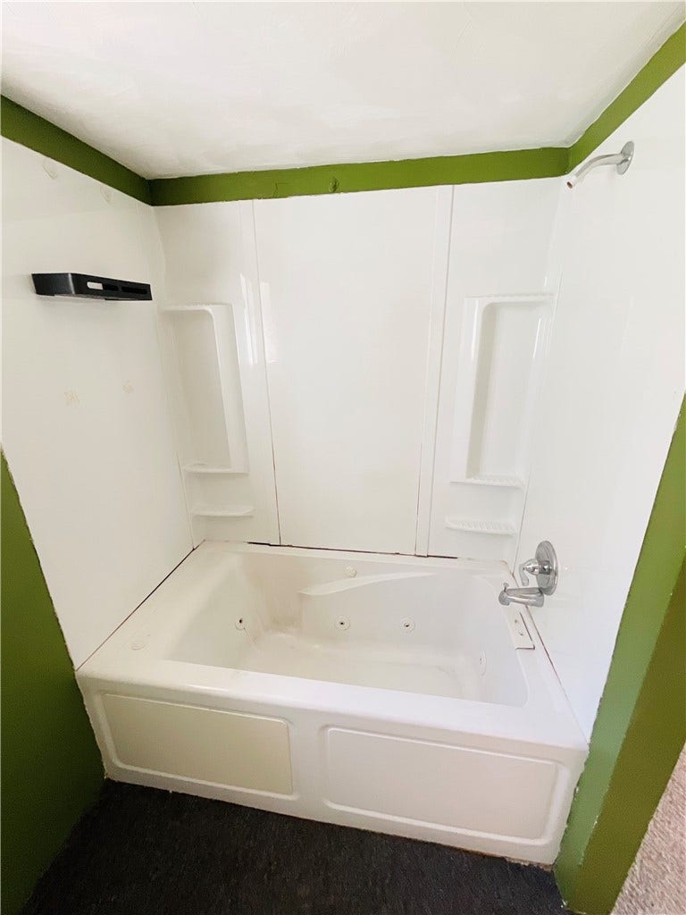 158 N Water St, West Newton, PA 15089