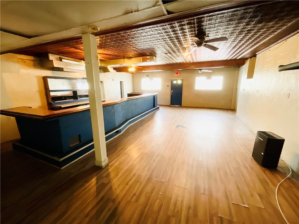 158 N Water St, West Newton, PA 15089