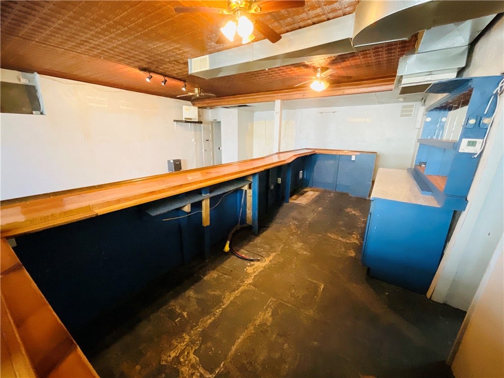 158 N Water St, West Newton, PA 15089