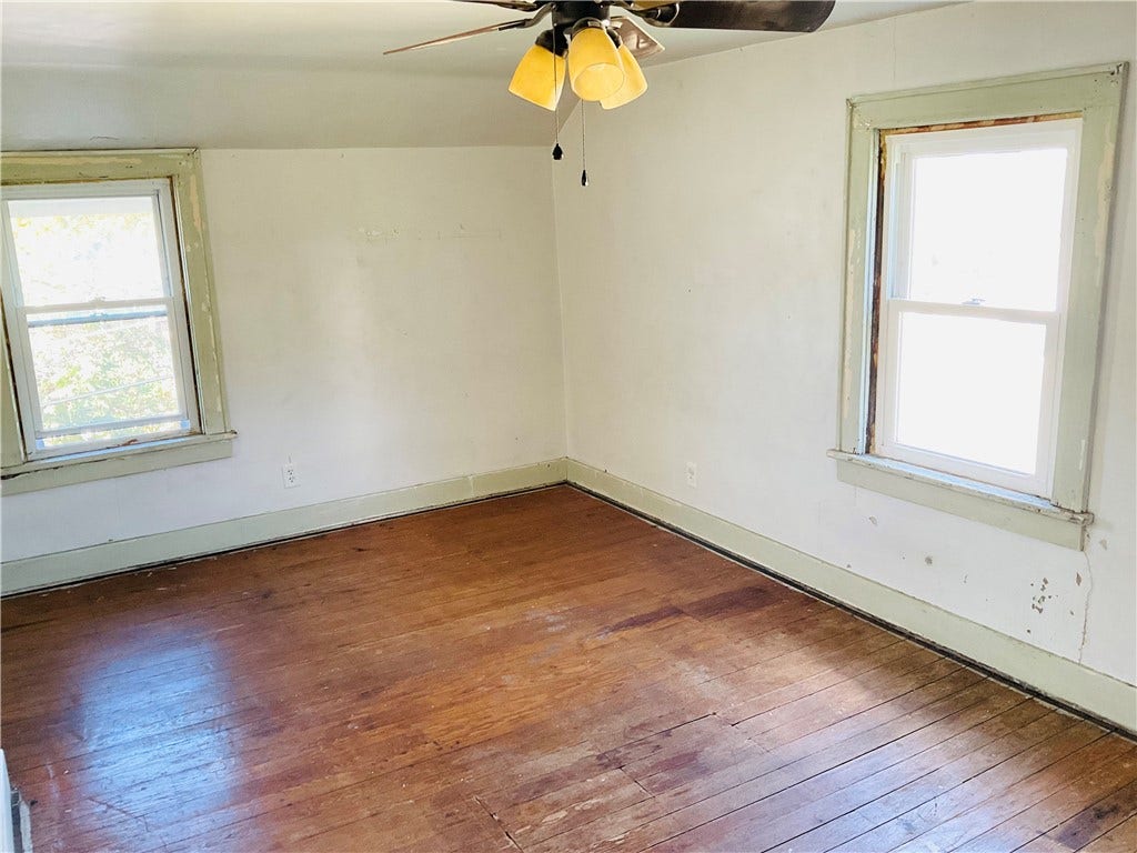 158 N Water St, West Newton, PA 15089