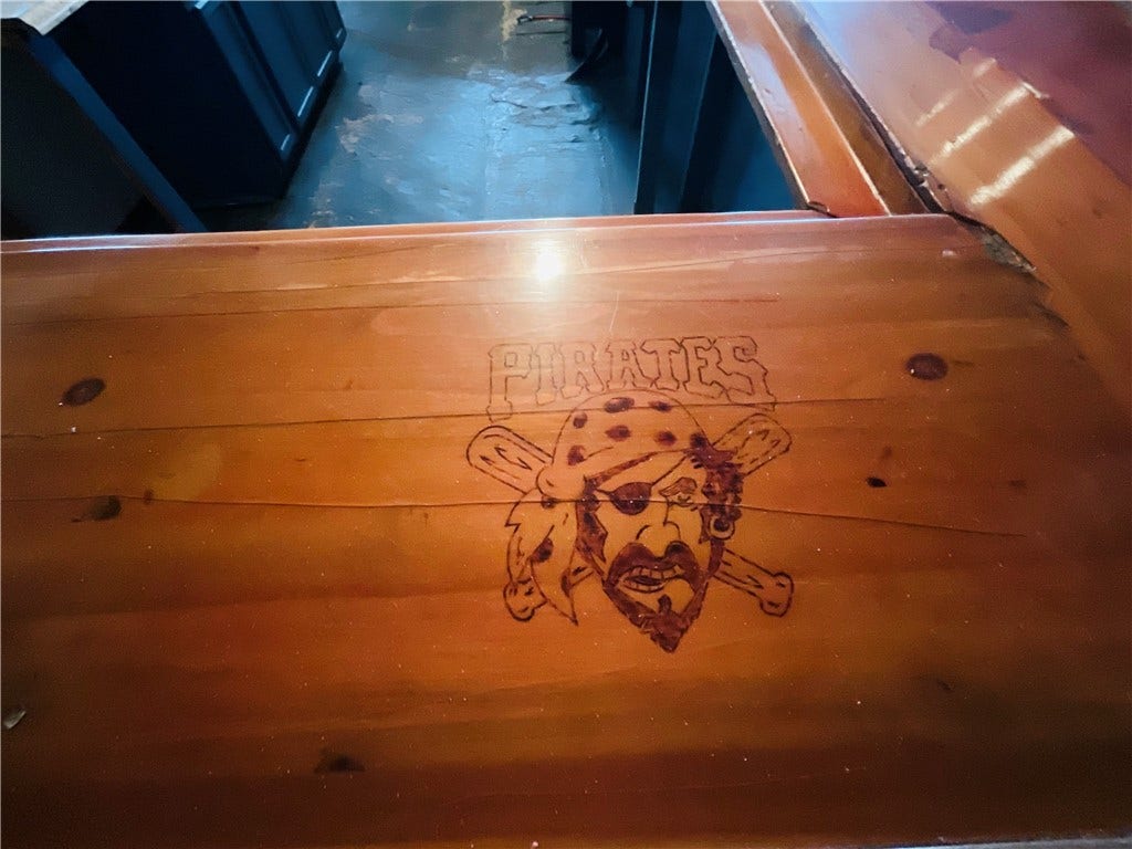 BAR TOP