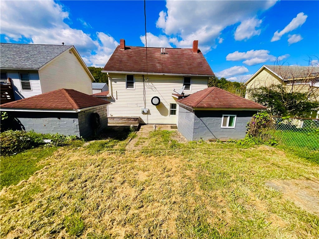 158 N Water St, West Newton, PA 15089