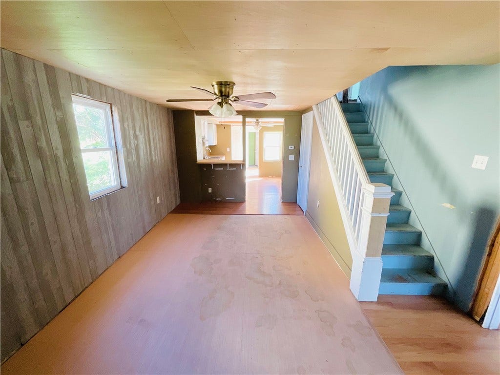 158 N Water St, West Newton, PA 15089