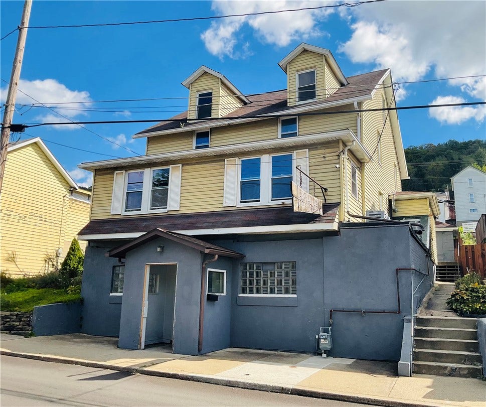 158 N Water St, West Newton, PA 15089