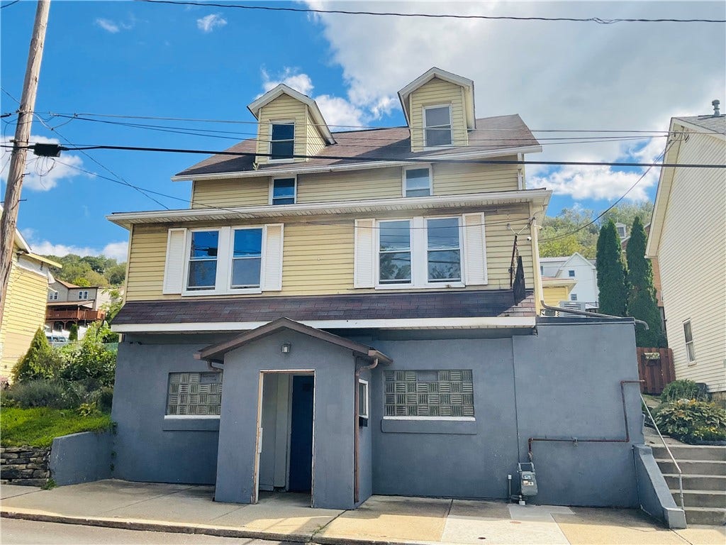 158 N Water St, West Newton, PA 15089