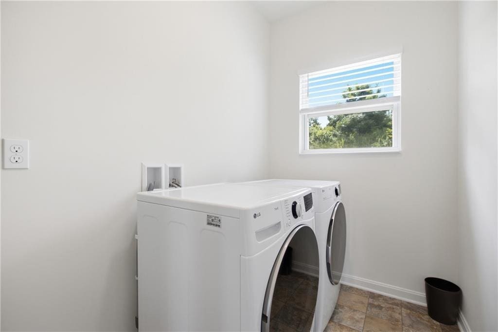 304 Rose Hill Ct, Canonsburg, PA 15317