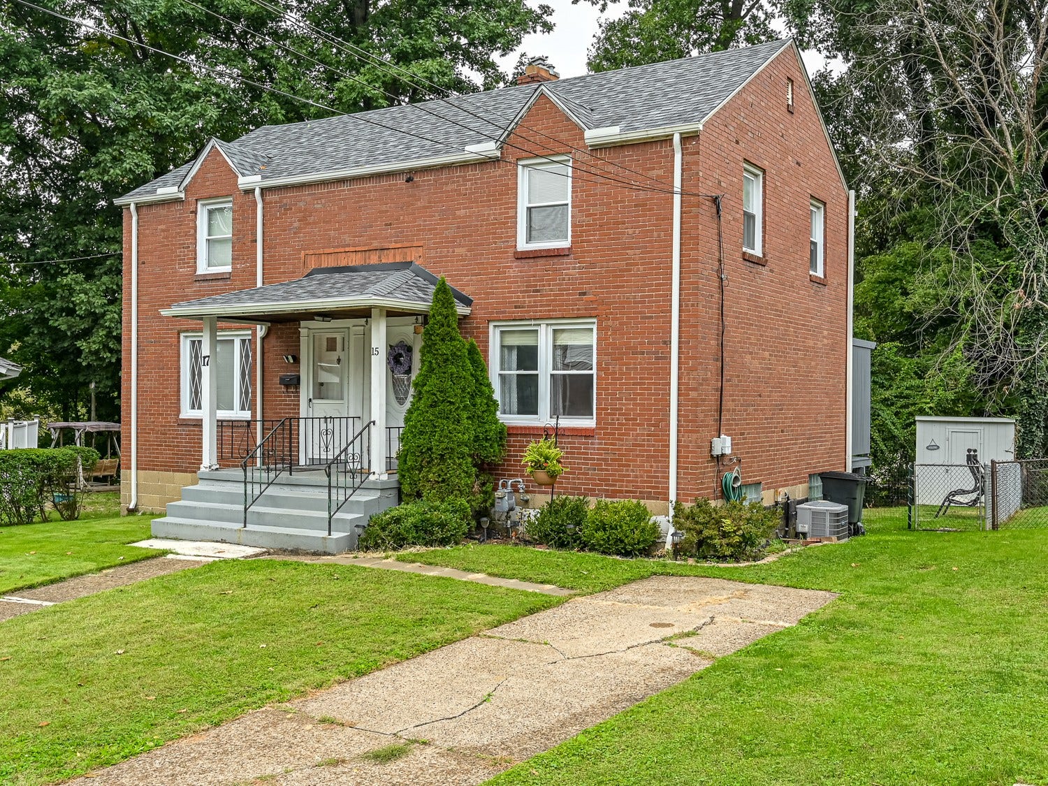 15 Avon Drive, Pittsburgh, PA 15202