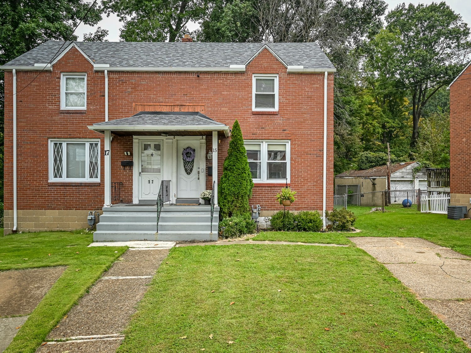 15 Avon Drive, Pittsburgh, PA 15202