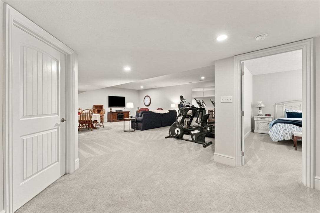 158 Brookfield Estates Dr, Wexford, PA 15090