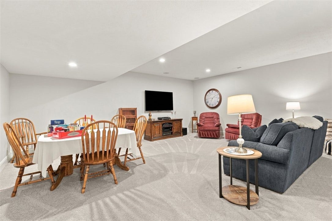 158 Brookfield Estates Dr, Wexford, PA 15090