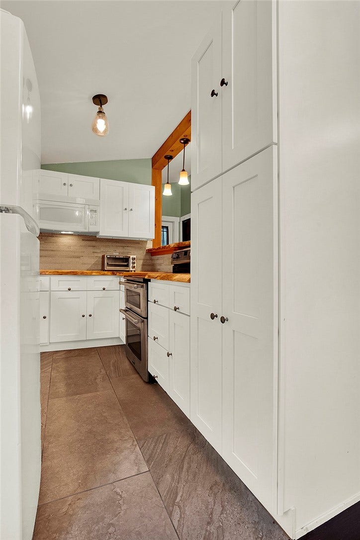 262 Mountain View Rd, Uniontown, PA 15401 262 Mountain View Rd, Uniontown, PA 15401