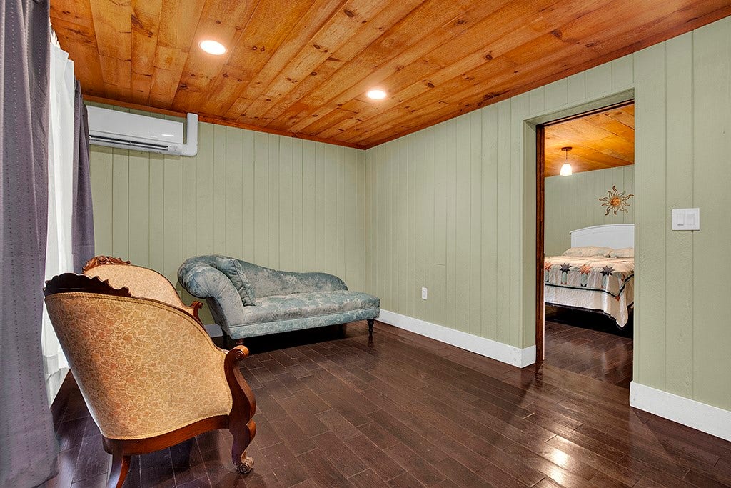 262 Mountain View Rd, Uniontown, PA 15401 262 Mountain View Rd, Uniontown, PA 15401