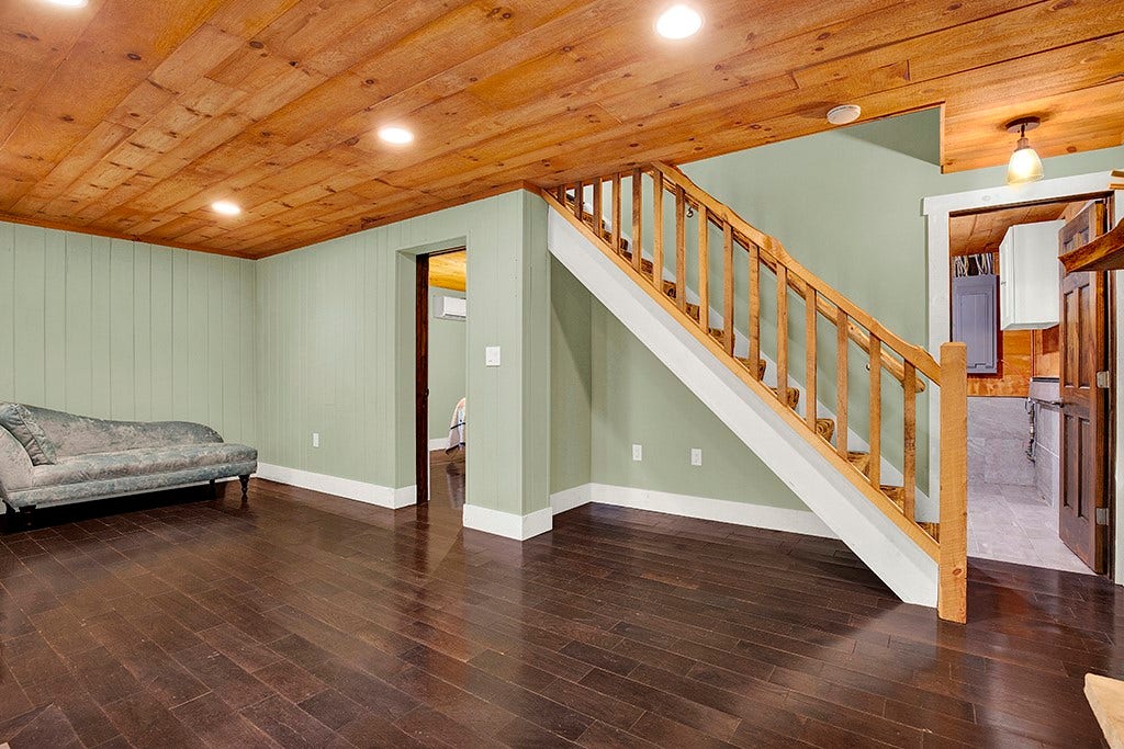 262 Mountain View Rd, Uniontown, PA 15401 262 Mountain View Rd, Uniontown, PA 15401
