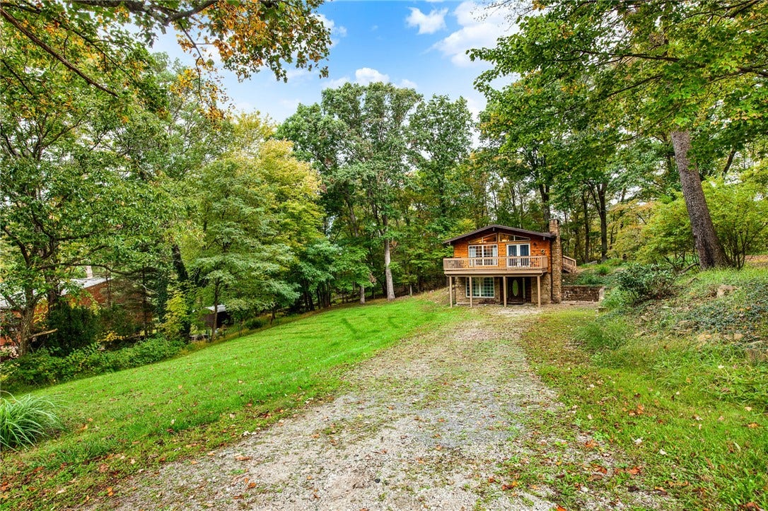 262 Mountain View Rd, Uniontown, PA 15401 262 Mountain View Rd, Uniontown, PA 15401
