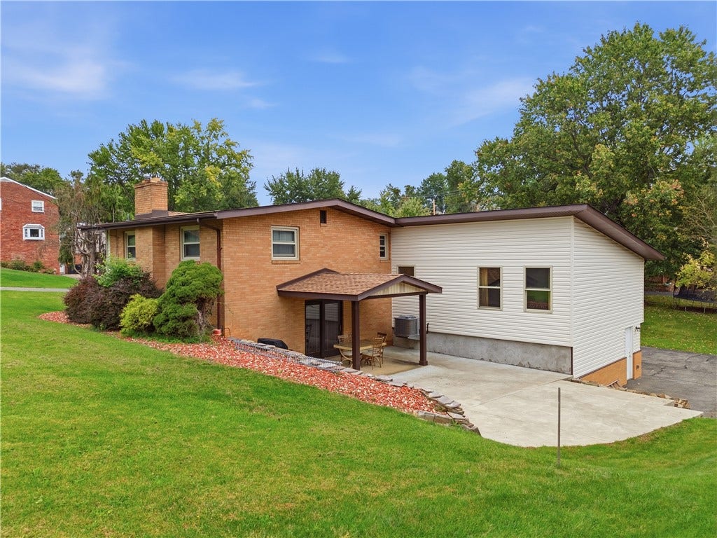1342 Long Ave, Bethel Park, PA 15102 1342 Long Ave, Bethel Park, PA 15102