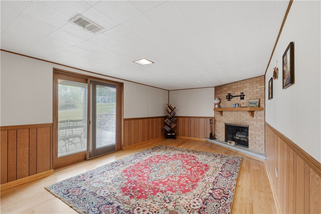 1342 Long Ave, Bethel Park, PA 15102 1342 Long Ave, Bethel Park, PA 15102