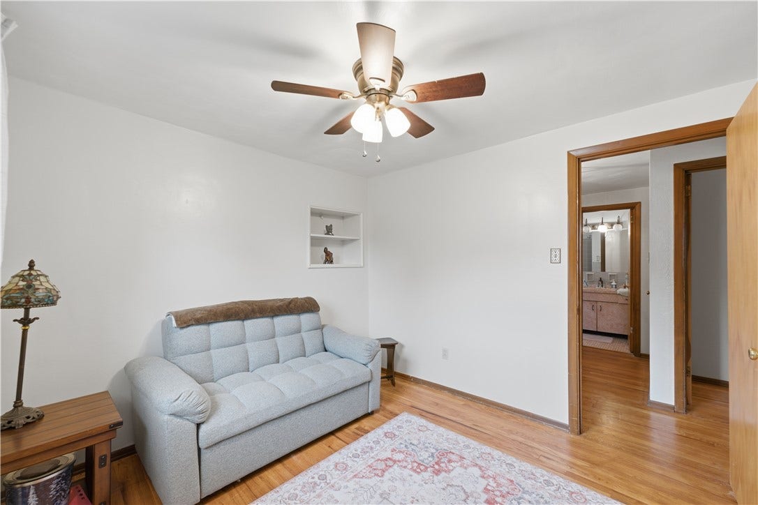 1342 Long Ave, Bethel Park, PA 15102 1342 Long Ave, Bethel Park, PA 15102