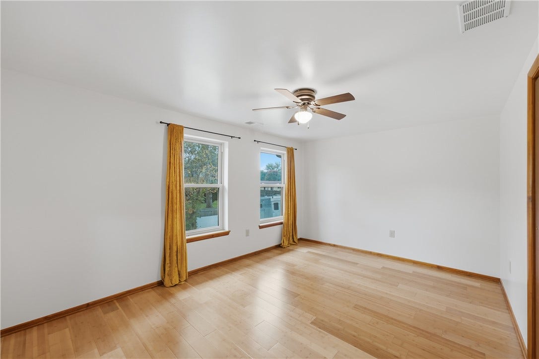 1342 Long Ave, Bethel Park, PA 15102 1342 Long Ave, Bethel Park, PA 15102