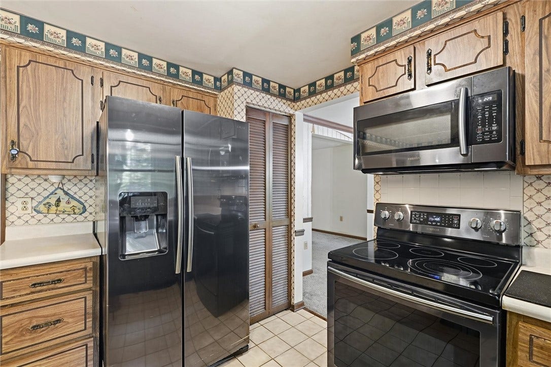 402 Golden Grove Rd, Baden, PA 15005 402 Golden Grove Rd, Baden, PA 15005