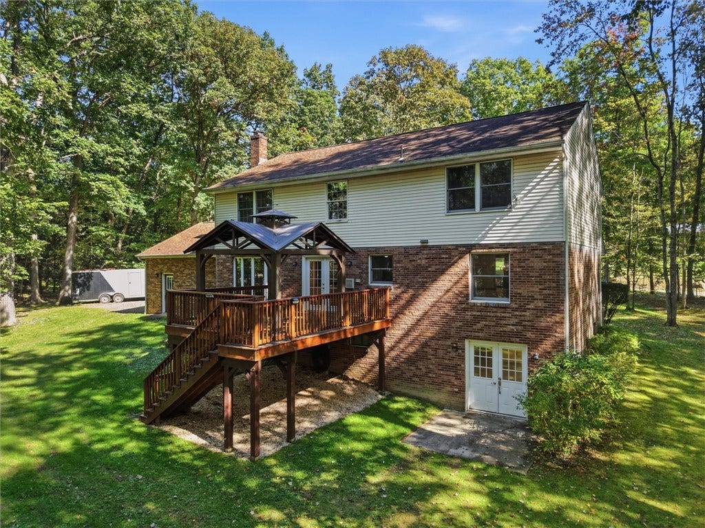402 Golden Grove Rd, Baden, PA 15005 402 Golden Grove Rd, Baden, PA 15005