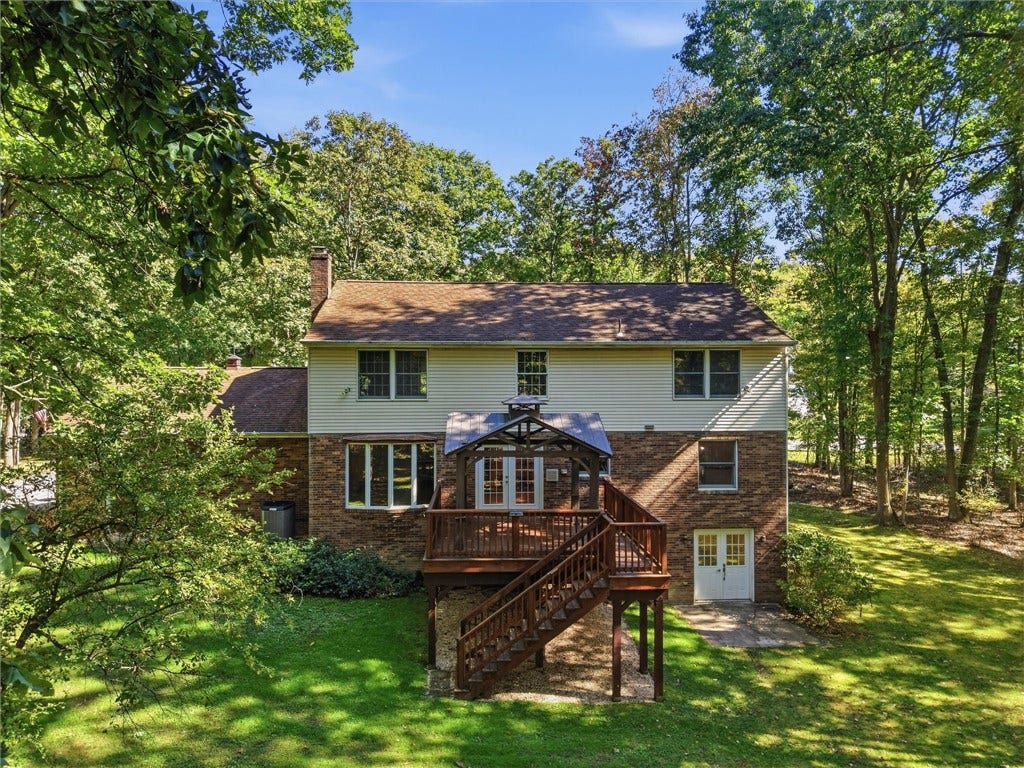 402 Golden Grove Rd, Baden, PA 15005 402 Golden Grove Rd, Baden, PA 15005