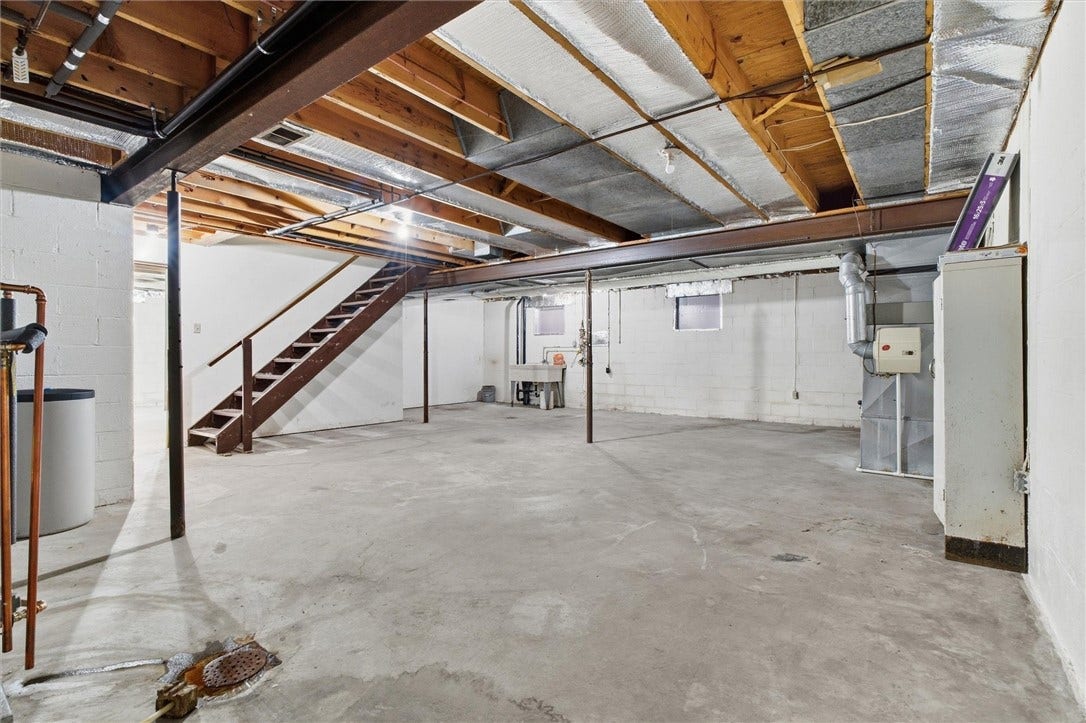 402 Golden Grove Rd, Baden, PA 15005 402 Golden Grove Rd, Baden, PA 15005