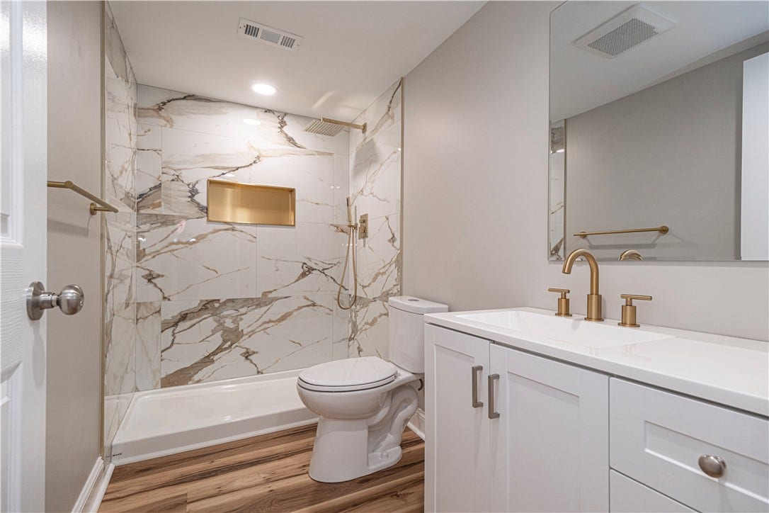 511 N Fourth St, Youngwood, PA 15697