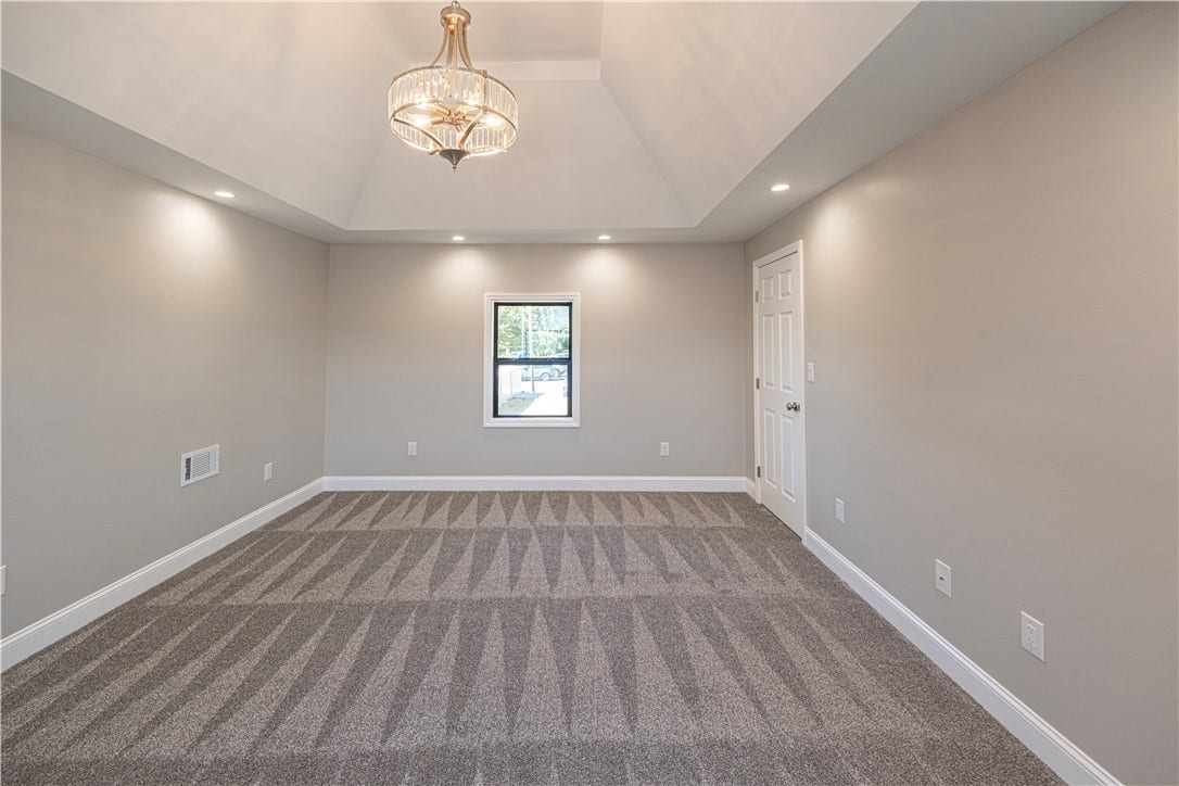 511 N Fourth St, Youngwood, PA 15697