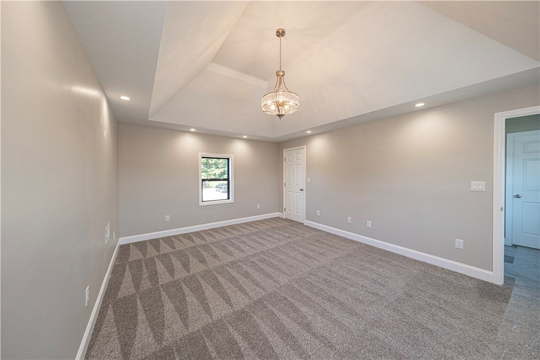 511 N Fourth St, Youngwood, PA 15697