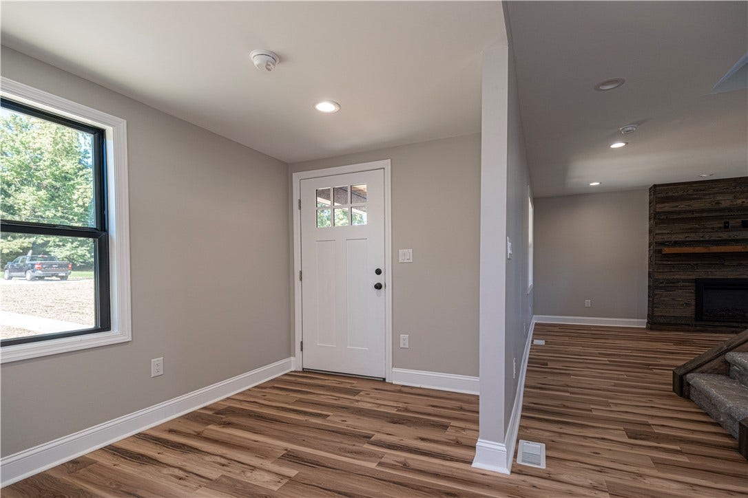 511 N Fourth St, Youngwood, PA 15697