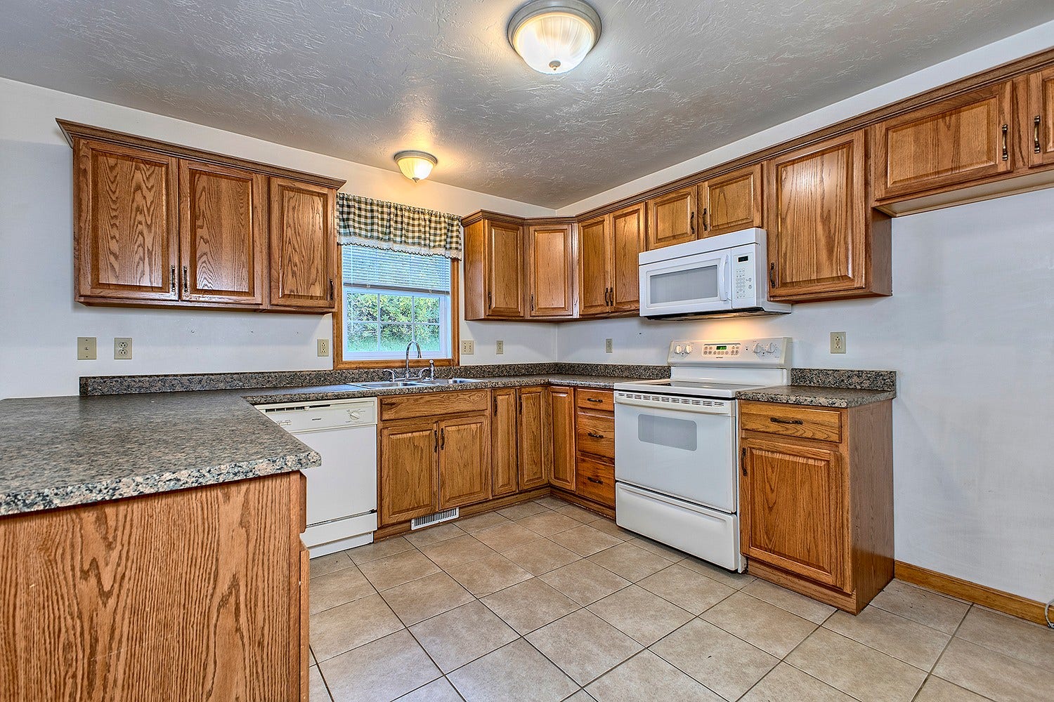 120 Park Lane, Greensburg, PA 15601