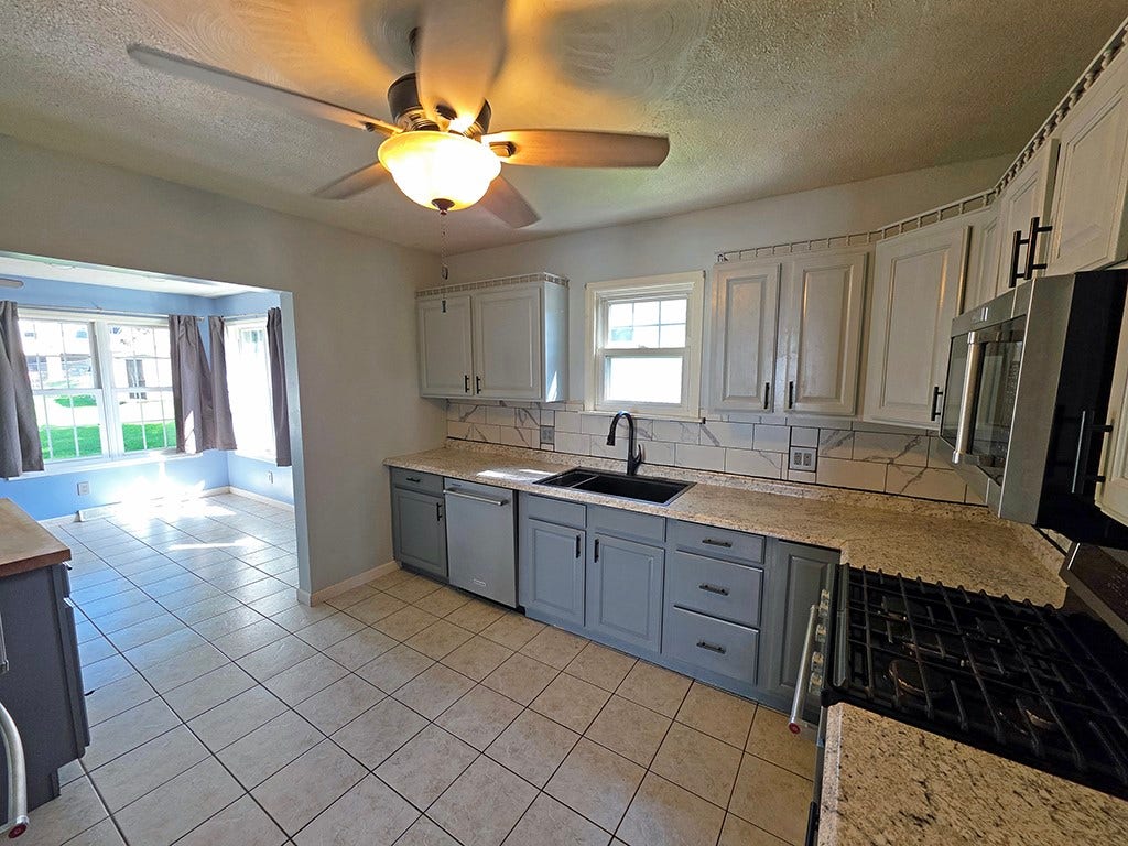 557 S Sixth Street, Indiana, PA 15701 Kitchen