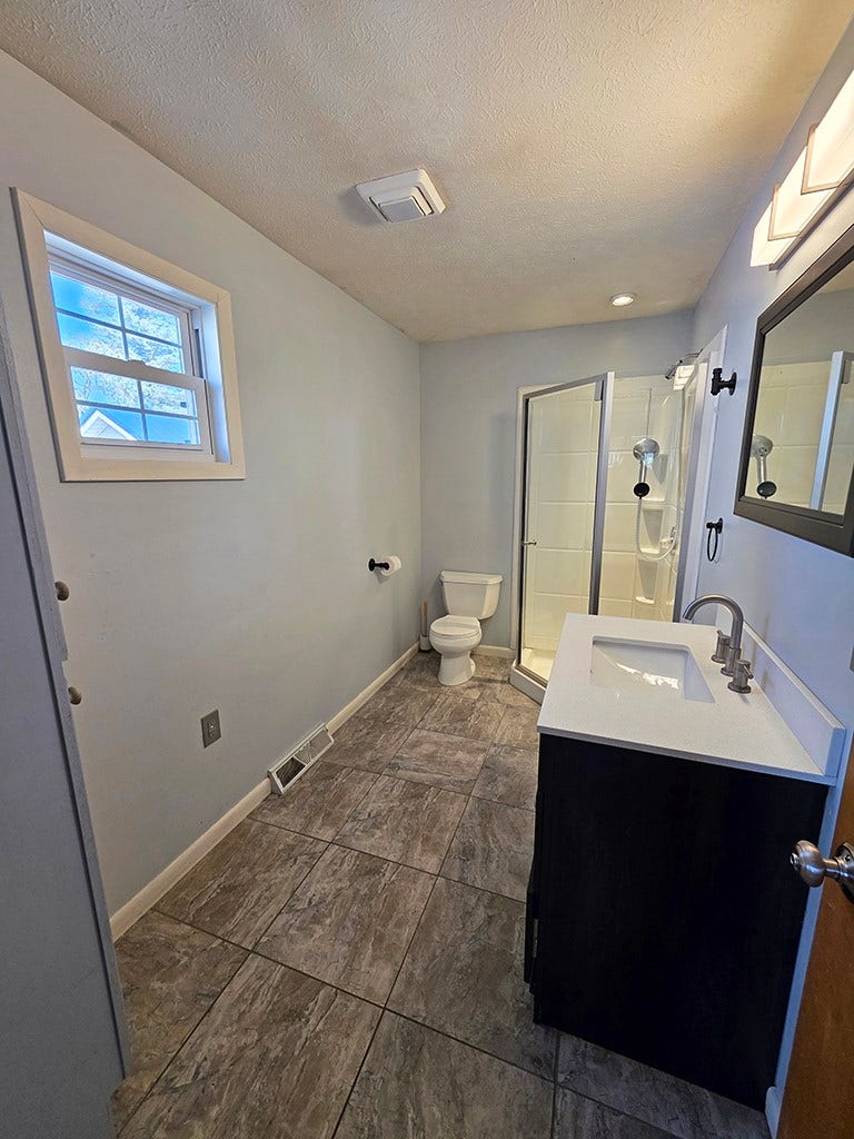 557 S Sixth Street, Indiana, PA 15701 Full Bath