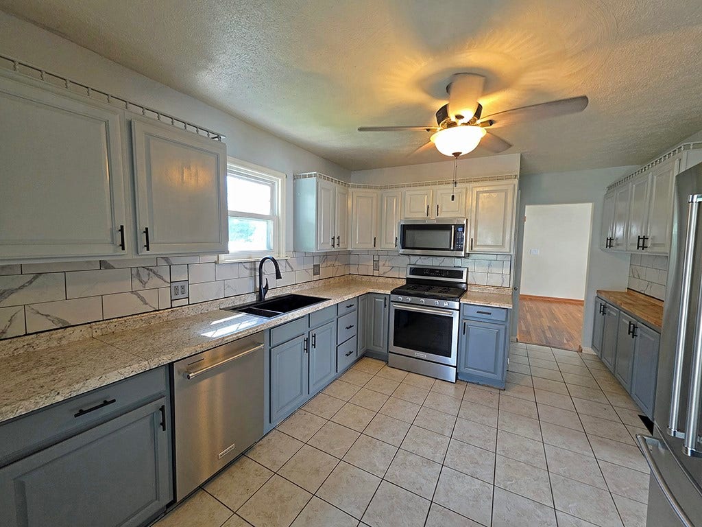 557 S Sixth Street, Indiana, PA 15701 Kitchen