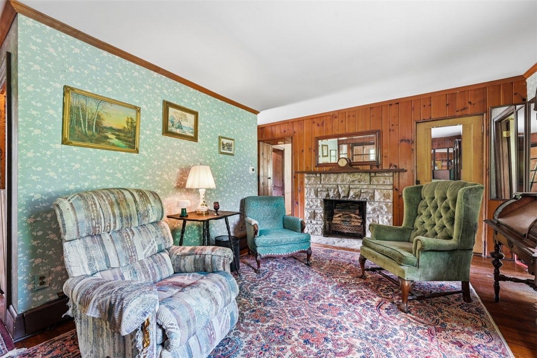 6113 Valencia Rd, Valencia, PA 16059 6113 Valencia Rd, Valencia, PA 16059
