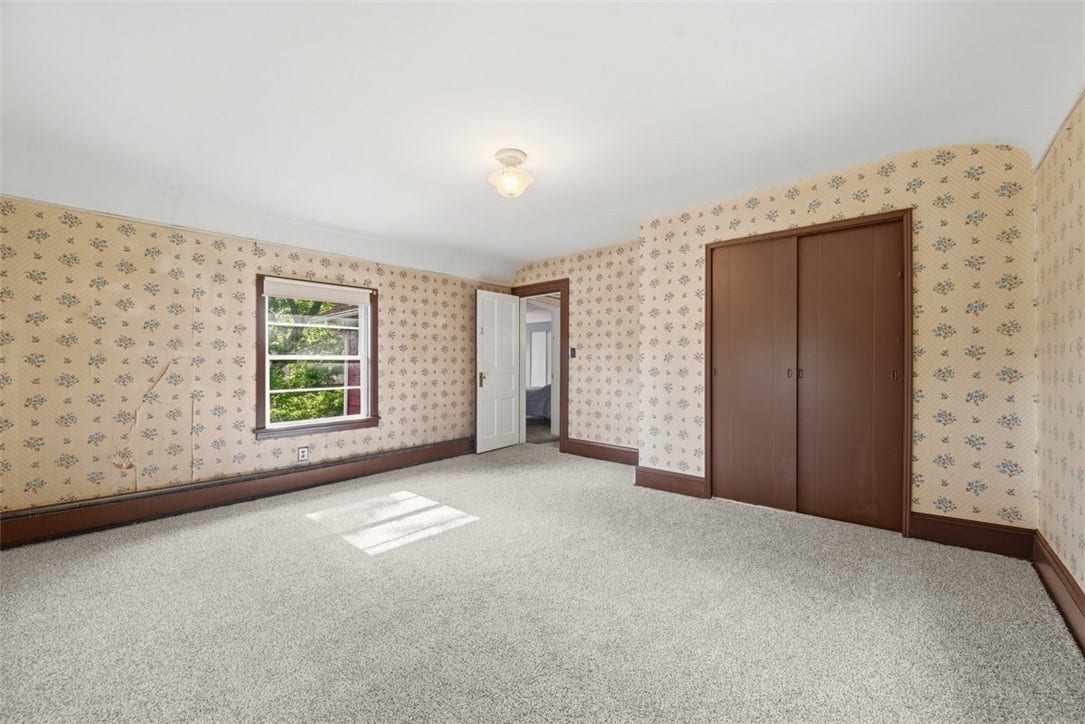6113 Valencia Rd, Valencia, PA 16059 6113 Valencia Rd, Valencia, PA 16059